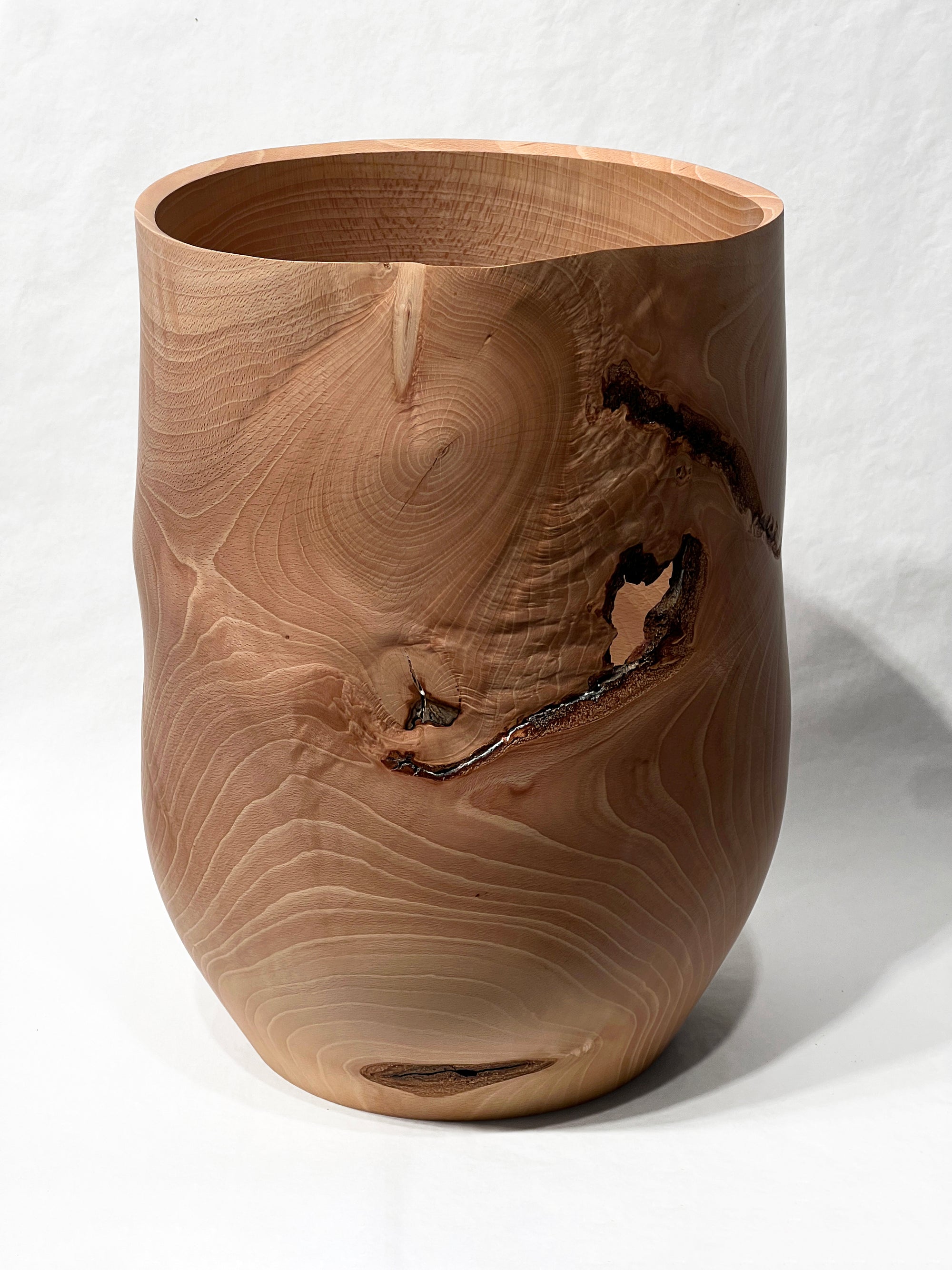 Skupturel organisk vase