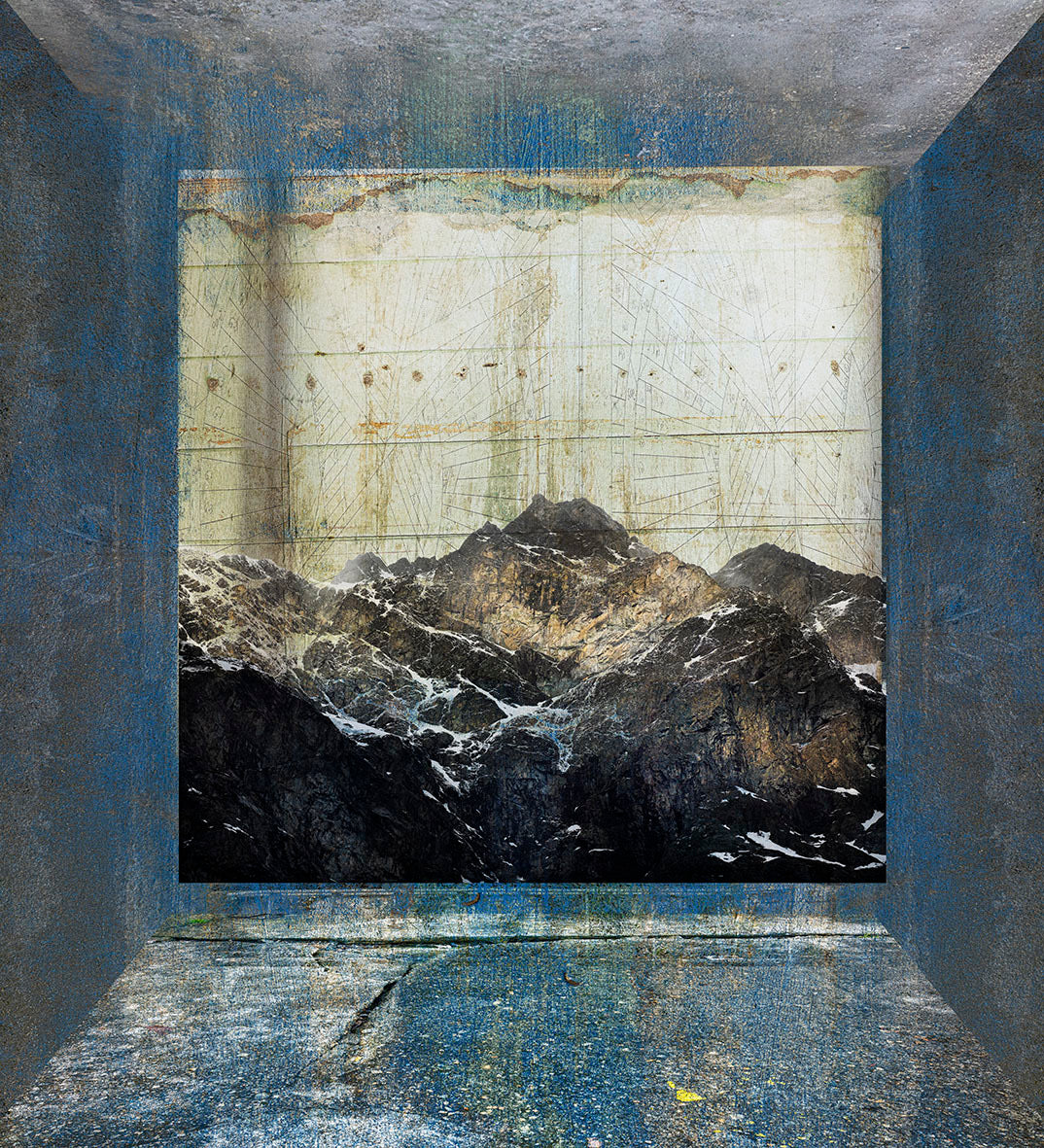 Fjell og store steiner